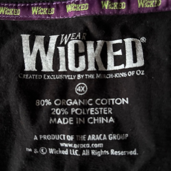 WICKED Elphaba Wear by Merch-Kin’s of OZ -Youth 4X =L Witch Faces on Black Shirt - Picture 7 of 9